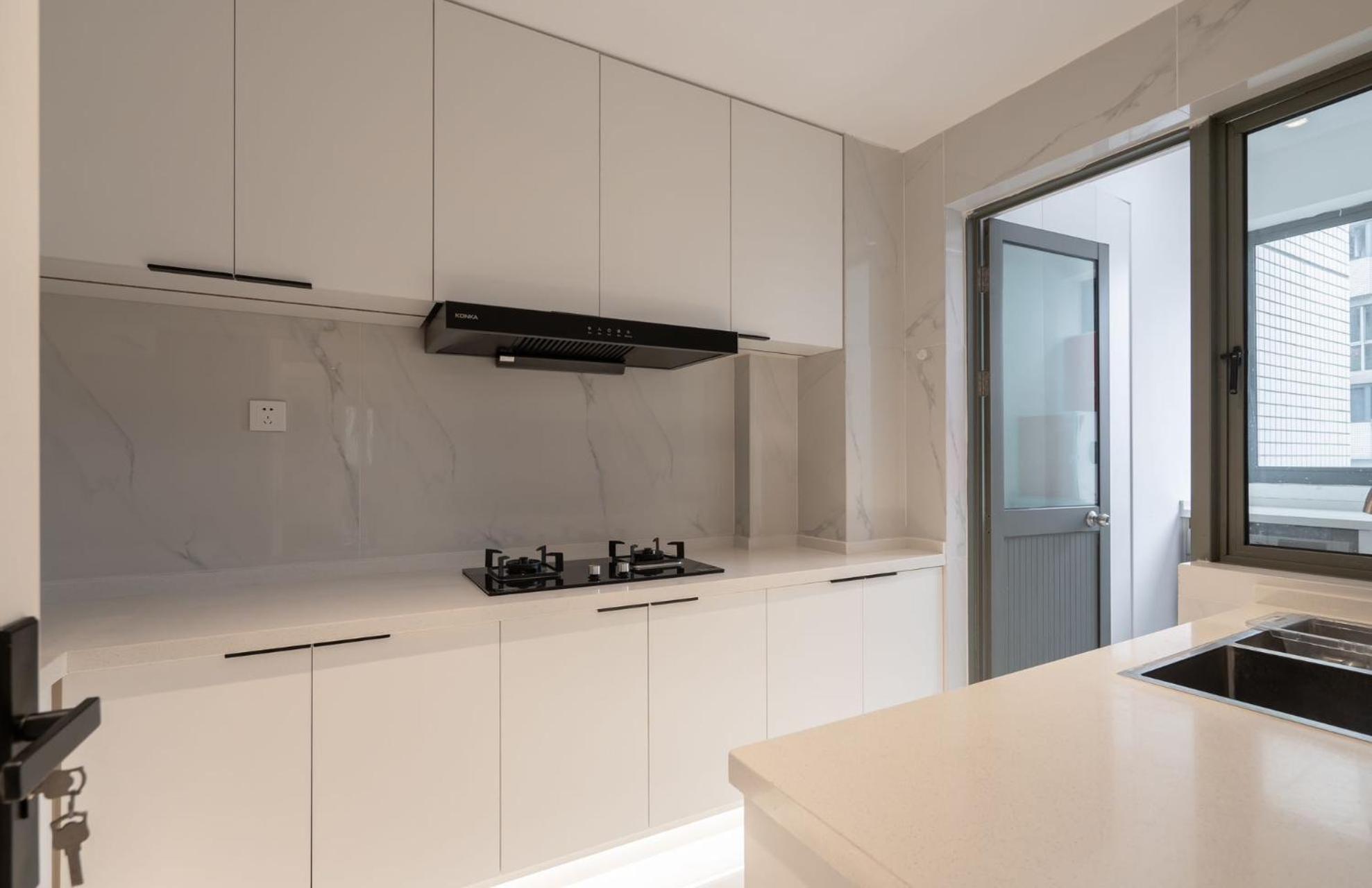 Eastern Hub - Bund Branch 3-bedroom Near Yuyuan Garden, Nanjing Road With Tower Views, Near Subway *