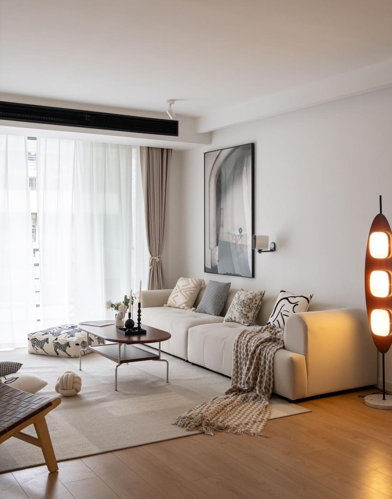 Eastern Hub - Bund Branch 3-bedroom Near Yuyuan Garden, Nanjing Road With Tower Views, Near Subway