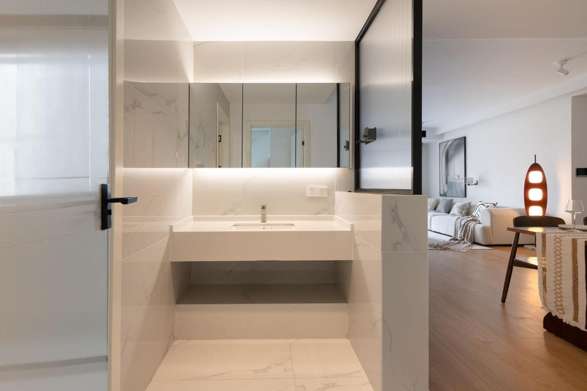 Eastern Hub - Bund Branch 3-bedroom Near Yuyuan Garden, Nanjing Road With Tower Views, Near Subway Appartement *